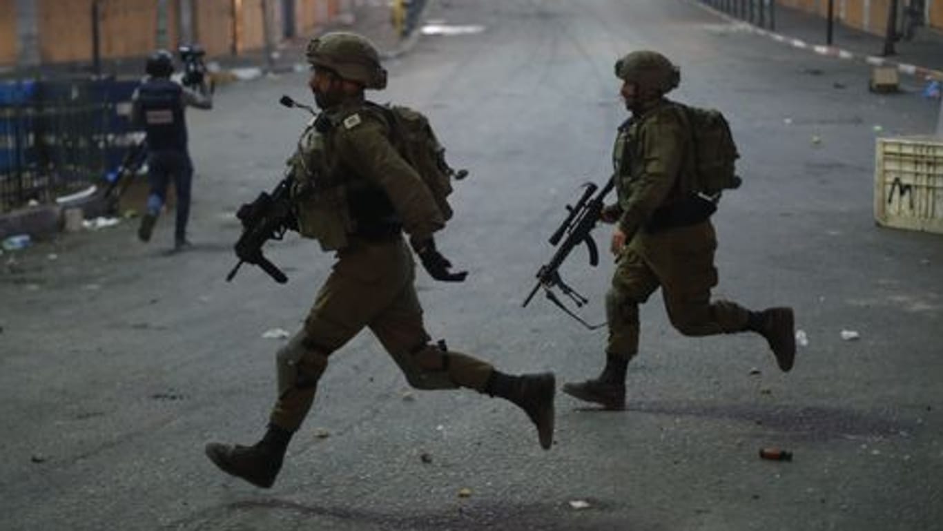 Israelische Soldaten während eines Einsatzes im Westjordanland.