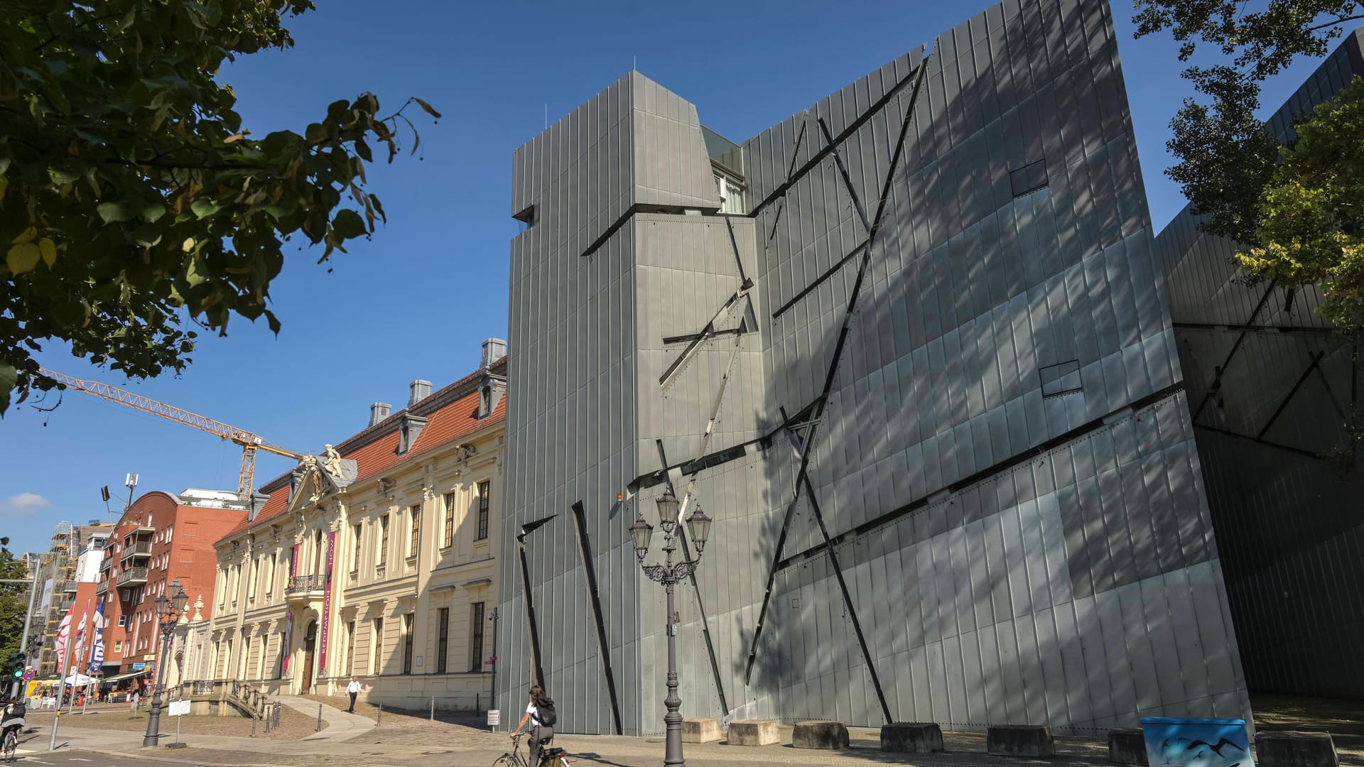 Alt- und Neubau des Jüdischen Museums in Berlin-Kreuzberg (Archivbild): Das Museum sucht aktuell nach Gegenständen aus der DDR für eine 2023 geplante Ausstellung. Alt- und Neubau des Jüdischen Museums in Berlin-Kreuzberg (Archivbild): Das Museum sucht aktuell nach Gegenständen aus der DDR für eine 2023 geplante Ausstellung.
