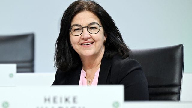 Heike Ullrich arbeitet bereits seit 1996 für den Deutschen Fußball-Bund.