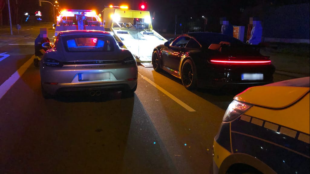 Ein Porsche GT3 und ein Porsche Cayman GTS: Beide Fahrzeuge wurden sichergestellt.