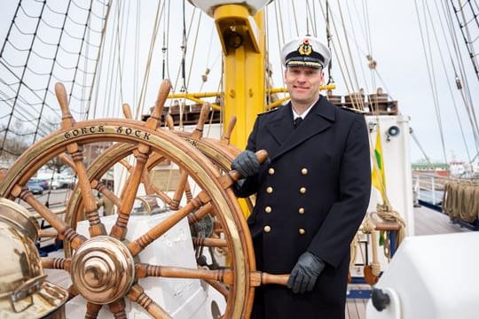 Kommandoübergabe "Gorch Fock"