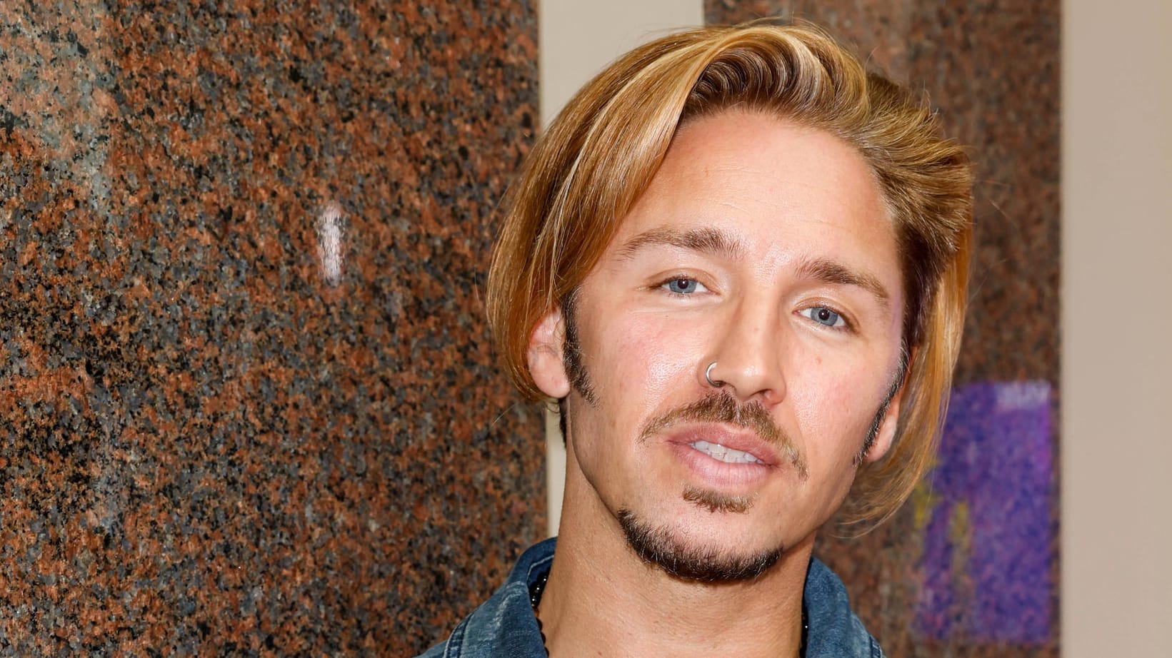 Gil Ofarim: Der Musiker soll angeblich ins TV zurückkehren.