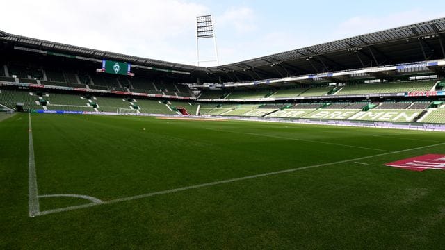 Beim Fußball-Zweitligisten SV Werder Bremen gibt es einen weiteren Corona-Fall.