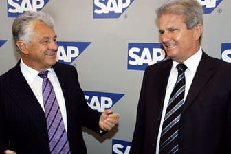 Waren vor einem halben Jahrhundert bei der SAP-Gründung dabei: Hasso Plattner (l) und Dietmar Hopp.