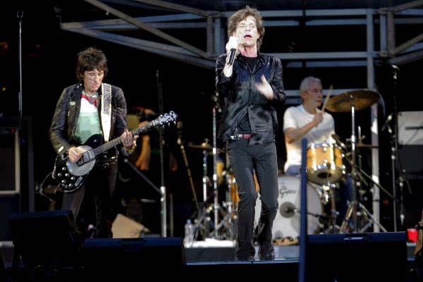 Die Welt-Tournee, die nach dem Album-Titel benannt ist, startete die Rolling Stones am 21. August 2005 in Boston.