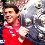 Das ist noch niemandem gelungen: Otto Rehhagel führt den 1. FC Kaiserslautern aus der zweiten Liga direkt zum Meistertitel in der Saison 1997/98.