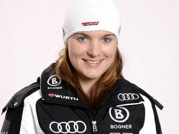 Die 22-jährige Barbara Wirth erreichte gleich zum Saisonauftakt 2011/2012 in Sölden im Riesenslalom Rang 18 - bis dahin ihr bestes Weltcup-Ergebnis.