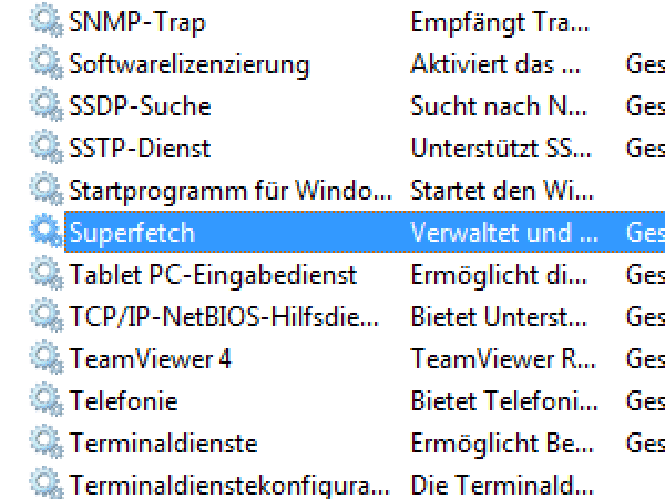 Die neuen Windows-Versionen "merken" sich dank dem Dienst Superfetch, mit welchen Anwendungen ein Benutzer zu den unterschiedlichen Zeiten arbeitet, und laden diese beim Starten automatisch in den Arbeitsspeicher. Deaktivieren Sie ihn, wird diese Funktion nicht mehr verwendet, und der Speicherbedarf sinkt.