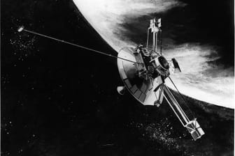 Die Raumsonde Pioneer 11 war zwischen 1973 und 1995 im Weltall unterwegs. (Grafik: dpa)