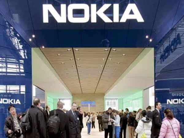 Das so genannte "Explore and Share-Konzept" von Nokia ist eine neue Funkübertragungstechnik, die z. B. Musikalben innerhalb weniger Sekunden, statt mehrerer Minuten, auf das Handy lädt.