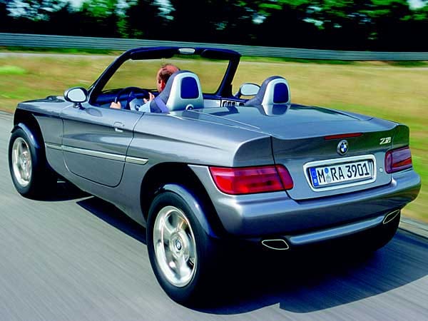 1995: Der BMW Z18 war eine technische Symbiose aus den zukünftigen Modellen Z8 und X5 und sah aus wie ein Boot auf Rädern.