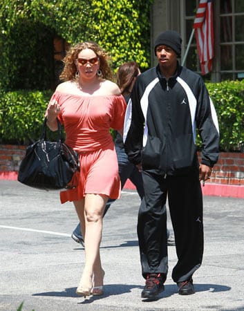 Outfit-Panne vom Feinsten: Auf dem aktuellen Foto, geschossen im kalifornischen Bal Air, ist Soul-Diva Mariah Carey kaum wiederzuerkennen.