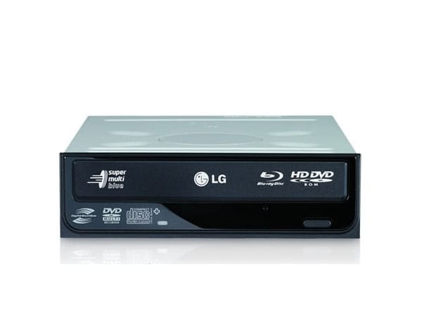 HDTV von der Scheibe: Wer ein Blu-ray-Laufwerk in seinem PC nachrüstet, kann die hochauflösenden Filme schauen oder die HDTV-Aufnehmen auf eine der Scheiben brennen.