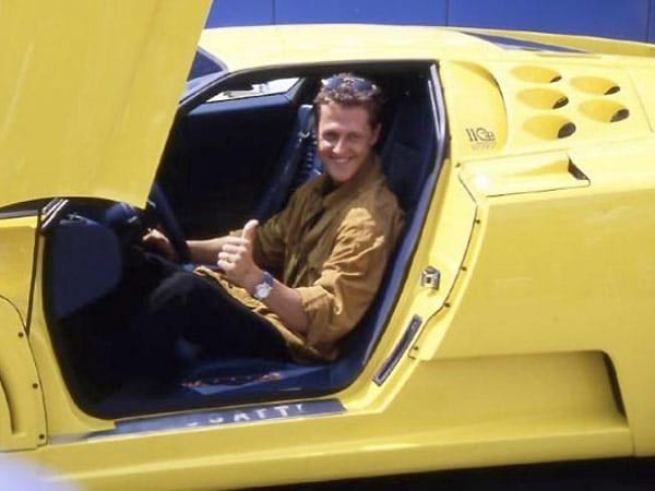 Michael Schumacher im Bugatti EB 110 Super-Sport.