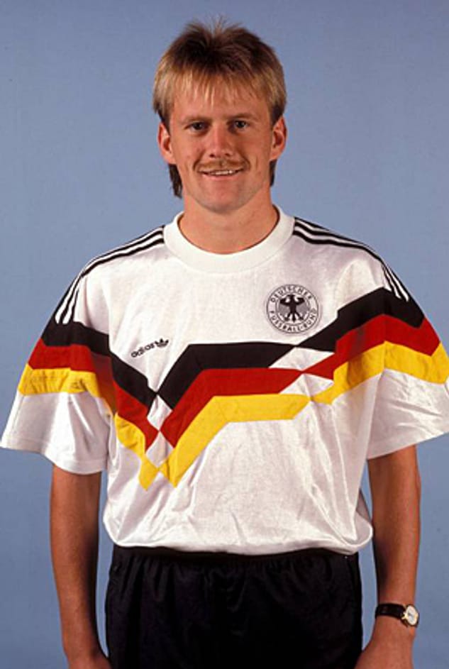 Bayern Münchens Regisseur Hans Dorfner wird vor der WM 1990 in Italien Opfer der Überbesetzung im deutschen Mittelfeld - und deshalb auch nie Weltmeister.