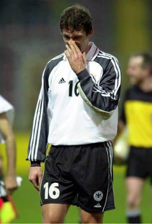 Der Bremer Frank Baumann fährt 2002 trotz seiner Zuverlässigkeit nicht zur WM nach Japan und Südkorea.