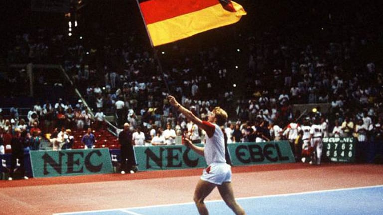 24. Juli 1987 - Die "Schlacht von Hartford" - Boris Becker triumphiert im Davis-Cup-Einzel über John McEnroe.