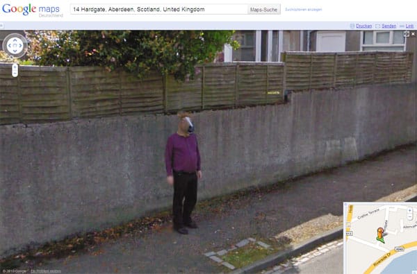 Horse-boy in Aberdeen, Schottland, in Google Street View.
