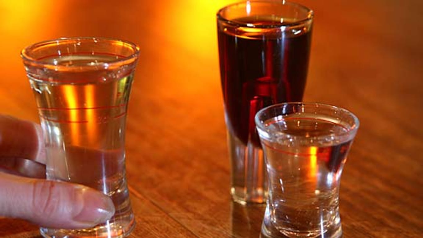 Alkohol: 74.00 Deutsche sterben jedes Jahr an den Folgen ihres Alkoholkonsums.