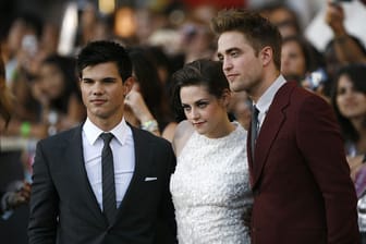 Taylor Lautner, Kristen Stewart und Robert Pattinson marschierten bei der Premiere von "Eclipse - Bis(s) zum Abendrot" über den roten Teppich.