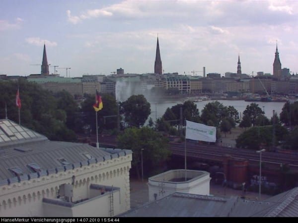 Webcam zeigt Binnenalster in Hamburg.