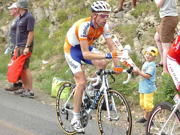 Einer weniger: Bram Tankink ist der erste Fahrer der niederländischen Equipe Rabobank, der bei der 97. Tour de France aufgeben musste. Er war nicht mehr zur 16. Etappe angetreten.
