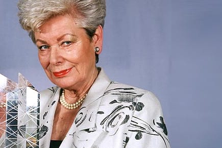 Im Alter von 85 Jahren ist Dagmar Altrichter gestorben.