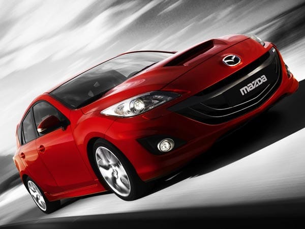 Der 260 PS starke Mazda3 MPS steht seit Oktober 2009 zu Preisen ab 27.490 Euro bei den Händlern. Der Spurt von 0 auf 100 km/h gelingt in 6,1 Sekunden.