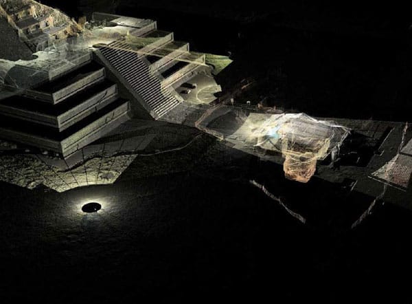 Lage des Tunnels (grafische Darstellung): Wer regierte einst in der geheimnisvollen Ruinenstadt Teotihuacán in Mexiko? Der nun freigelegte Gang unter der Ruinenstadt soll Hinweise liefern. Lage des Tunnels (grafische Darstellung): Wer regierte einst in der geheimnisvollen Ruinenstadt Teotihuacán in Mexiko? Der nun freigelegte Gang unter der Ruinenstadt soll Hinweise liefern.