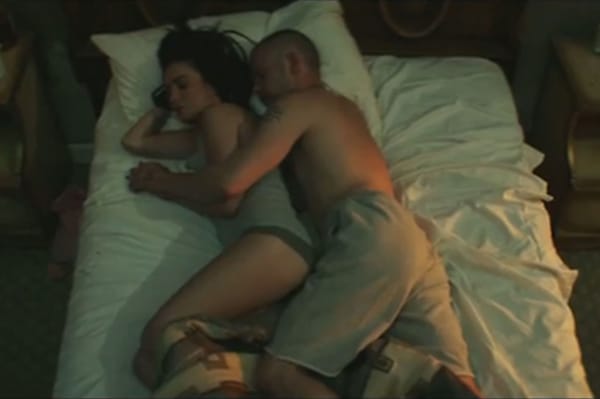 Megan Fox und "Lost"-Darsteller Dominic Monaghan: Heiße Küsse im neuen Eminem-Video zum Song "Love The Way You Lie"