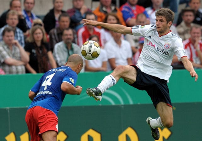 Bayern-Star Thomas Müller zählt auch beim DFB-Pokalspiel gegen Fünftligist Germania Windeck zu den besten Akteuren auf dem Spielfeld.