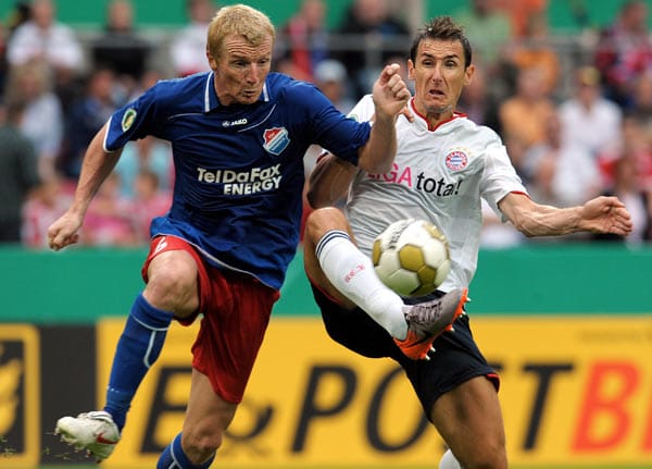 Der Torschütze zum 1:0 und gleichzeitig auch Vorbereiter des 2:0 für den FC Bayern München: Stürmer Miroslav Klose.