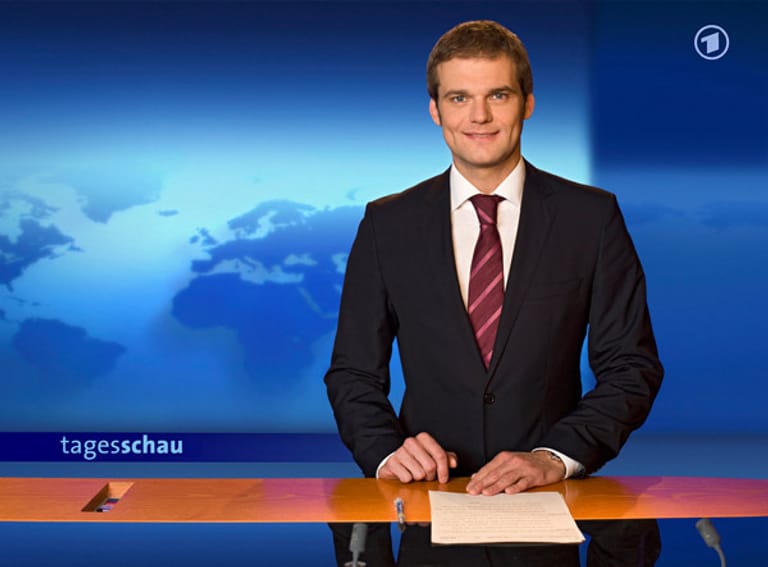 Seit 2000 bei der "Tagesschau", spricht Thorsten Schröder seit 2007 auch die Hauptnachrichten um 20.00 Uhr.