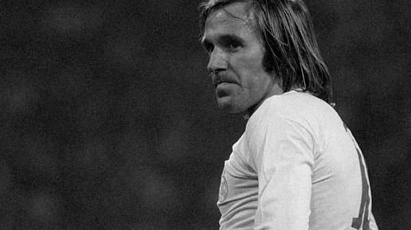 Günter Netzer machte 1973 den Anfang. Der begnadete Mittelfeldspieler von Borussia Mönchengladbach hatte bei den Königlichen einige Anlaufschwierigkeiten, holte im zweiten Jahr aber die Meisterschaft und in der Saison danach das Double.