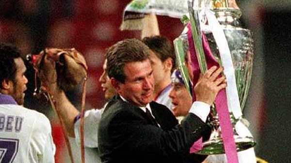 Nur eine Saison hatte Jupp Heynckes beim vielleicht bekanntesten Klub der Welt. Der Trainer schenkte Real den Sieg in der Champions League - und wurde danach gefeuert.