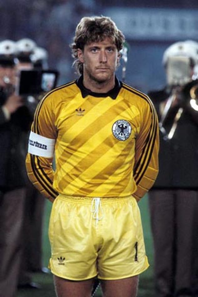 Toni Schumacher: Von 1984 bis 1986 war der Kölner Keeper in jeder Hinsicht die Nummer eins im DFB-Team. Zu den 14 Spielen in dieser Zeit gehört auch die legendäre Finalniederlage bei der WM in Mexiko.
