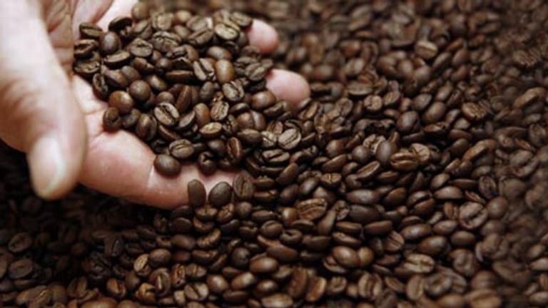 Kaffe: Gestreckter Kaffee täuscht Verbraucher.