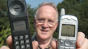 Motorola International 3200 - das erste GSM-Handy.