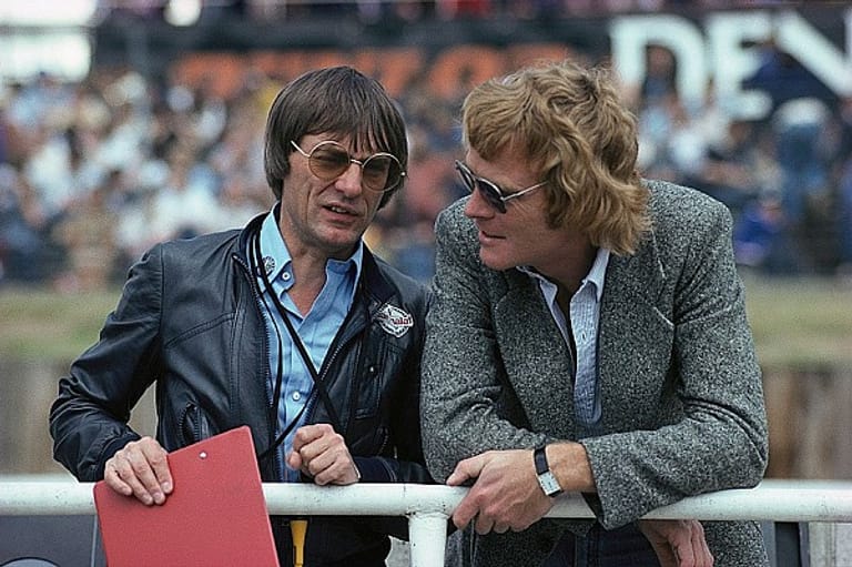 Bernie Ecclestone und Max Mosley sagen über sich selbst: "Wir sind die Mafia!" Drei Jahrzehnte lang waren sie die mächtigsten Männer der Formel 1 - und Kämpfer für mehr Sicherheit.