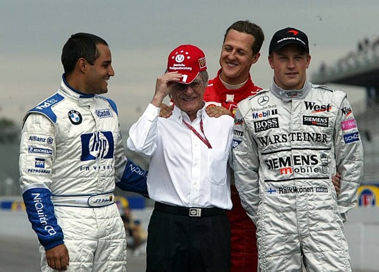 Mit den drei WM-Anwärtern des Jahres 2003 in Indianapolis: Juan Pablo Montoya, Michael Schumacher und Kimi Räikkönen.