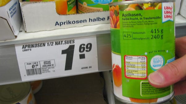 Auch in diesem Beispiel stimmt die Bezugsgröße (Gramm und Milliliter) bei Preis und Grundpreis nicht überein