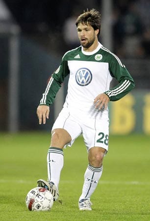Lange hielt es der Ex-Bremer Diego nicht bei Juventus aus. Mit einem fürstlichen Gehalt von sechs Millionen Euro pro Jahr lockte ihn der VfL Wolfsburg zurück in die Bundesliga. Doch nach einem Jahr ist er auch schon wieder fort.