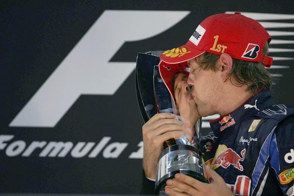 Am Ziel seiner Träume: Vettel wird 2010 jüngster Weltmeister in der Formel-1-Geschichte.