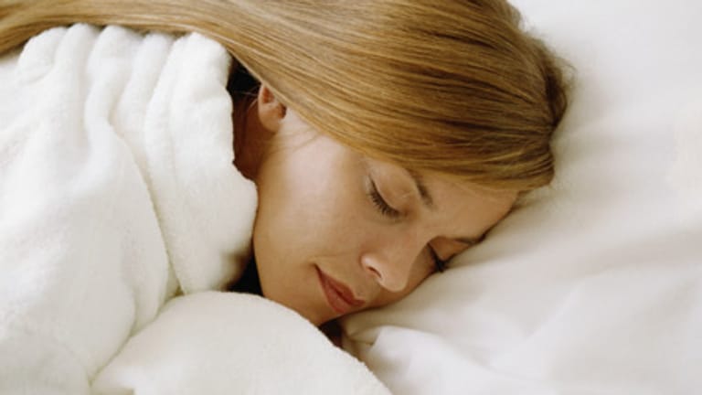 Erkältung: Schlaf schützt
