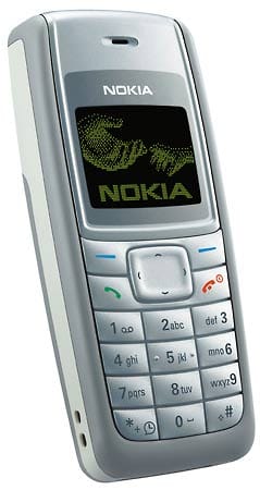 200 Millionen Kunden können nicht irren. So oft gibt es das Nokia 1100 nämlich. Damit ist dieses Modell das meistverkaufte Handy weltweit. Auf Extras muss man hier zwar verzichten. Dafür ist die Verarbeitung des Gehäuses grundsolide. Das Handy kam Ende 2003 auf den Markt und kostete damals wie heute rund 50 Euro.