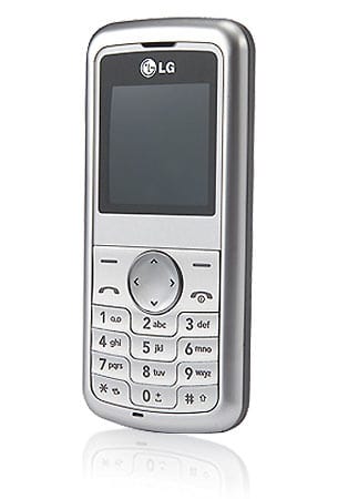 Das LG KP100 gilt dank seiner hochwertigen Tastatur als Geheimtipp für SMS-Junkies. Darüber hinaus überzeugt das Handy durch seine hochwertige Verarbeitung und wurde 2008 in der September-Ausgabe der Tomorrow mit dem der Redaktionstipp geadelt. Das 2007 erschienene Handy kostet derzeit etwa 35 Euro.