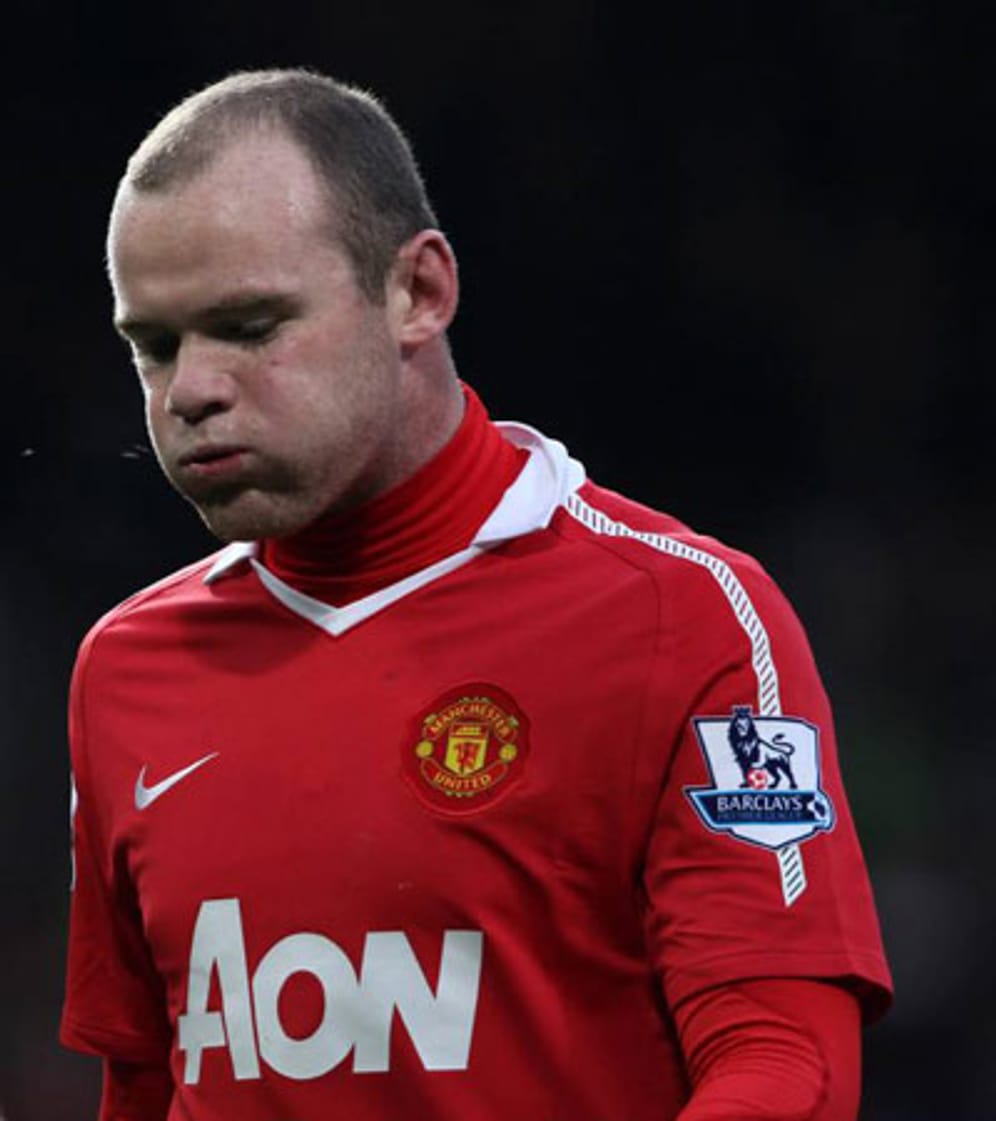 Wayne Rooney ist der Nächste auf der Liste der Sex-Skandale. Der Fußball-Star von Manchester United betrügt seine schwangere Frau mit einer Prostituierten, der er 1400 Euro pro Nacht bezahlt haben soll. "Ich bin auch nur ein Mensch", verteidigt sich Rooney.
