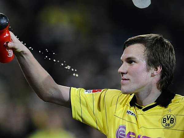 Kevin Großkreutz musste den Umweg über Zweitligist RW Ahlen gehen, um später ablösefrei bei seinem Herzensklub Borussia Dortmund zu landen. Heute ist er Nationalspieler und als solcher bestimmt fünf Millionen Euro wert.