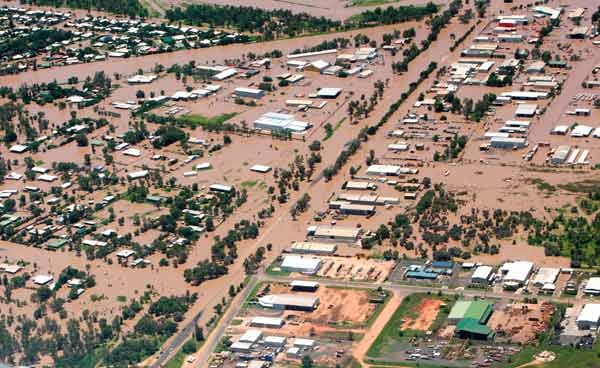 Die Hochwasser-Lage im australischen Outback wird immer schlimmer: Drei Menschen kamen am Wochenende durch die Fluten ums Leben, zehn Menschen seit Beginn der Regenfälle im November.