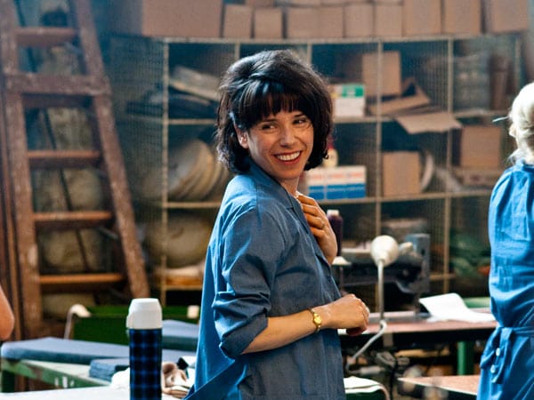 1968. Rita O'Grady (Sally Hawkins), Ehefrau und Mutter, versucht - wie 187 andere Frauen - Job und Familie unter einen Hut zu bringen. 1968. Rita O'Grady (Sally Hawkins), Ehefrau und Mutter, versucht - wie 187 andere Frauen - Job und Familie unter einen Hut zu bringen.